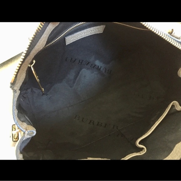Authentic Burberry Handbag - Picture 6 of 7